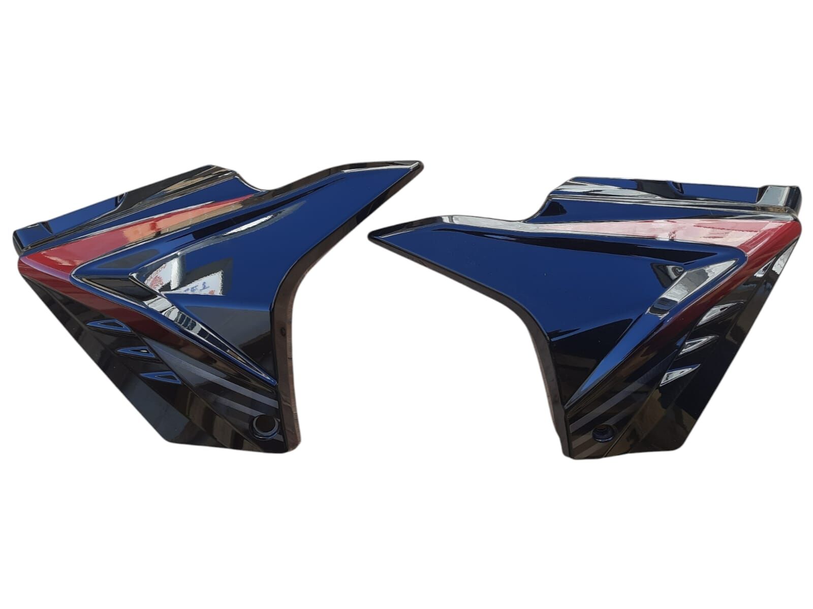 KUBA TK 03 YAN KAPAK TAKIMI KIRMIZI RENK SAĞ-SOL